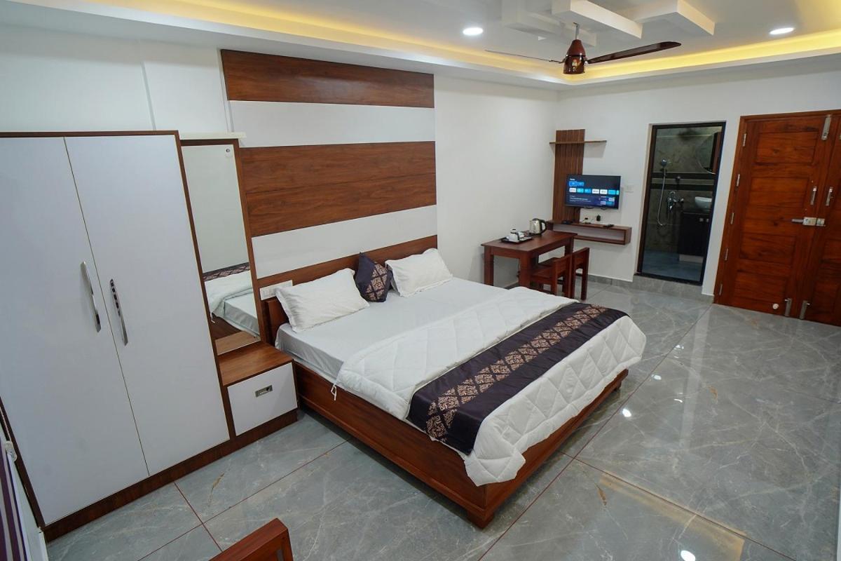 Universal Residency Perumpavur Exterior photo
